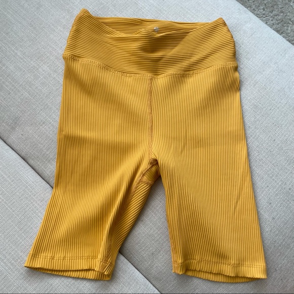 NWOT BANDIER X YEAR OF OURS Ribbed Biker Shorts - Picture 2 of 5